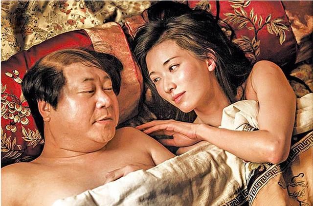 贵圈真乱,父女一秒变情侣,姐弟瞬间成夫妻