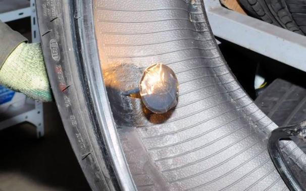 好胎屋补胎教程_自封胎补胎_修复换胎补胎