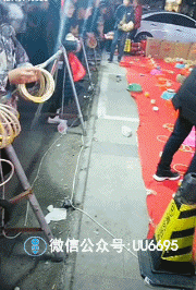 搞笑gif:好多租男友的,我有点小,不知道有没有姐姐看得上!