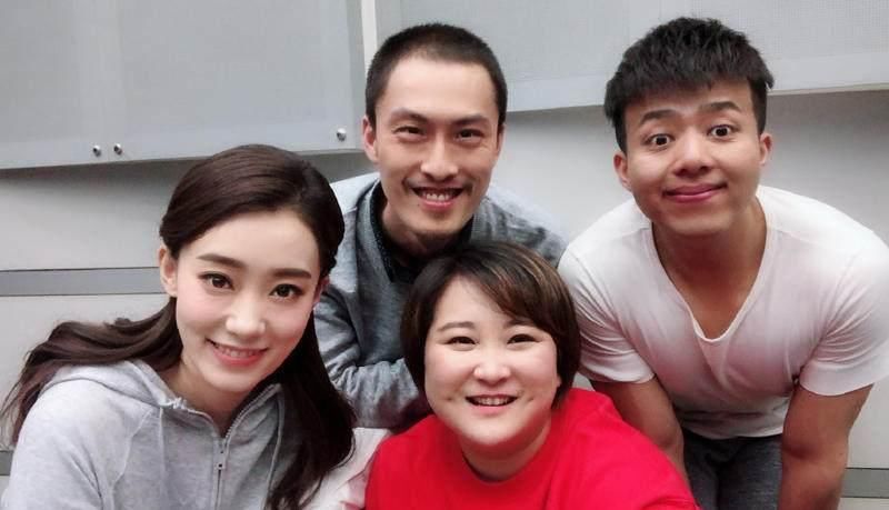 她是喜剧界最美花旦,两登春晚冯巩贾玲都捧不红,31岁美过范冰冰