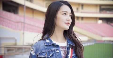 人气最高李姓的6位女星:李小璐上榜,李沁排第二,第一实至名归