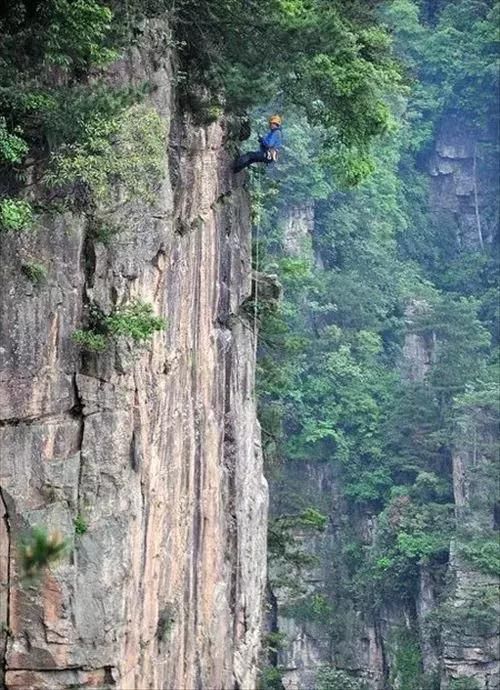 央视探秘无功而返,被列为禁地千年,张家界神堂湾到底藏了什么?