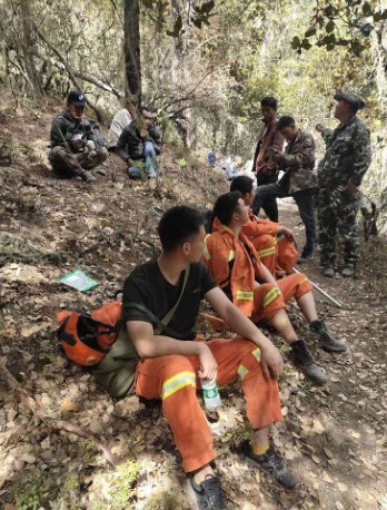 凉山火灾:村民拍下遇难者生前画面