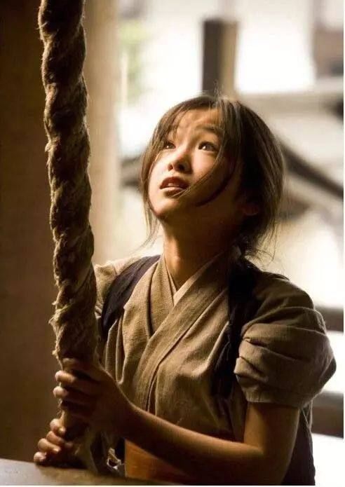 电影《怦然心动》中女主的小时候,这个是