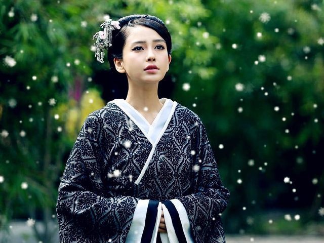 娱乐圈明星演雪中的古装美人,你最喜欢哪一个呢?