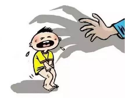 拉链卡着5岁男童小鸡鸡,医生发现孩子全包茎!