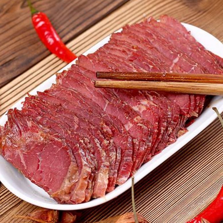 酱香下酒菜组合大块牛肉250克 牛筋200克 精选优质牛肉加工制作,尽量