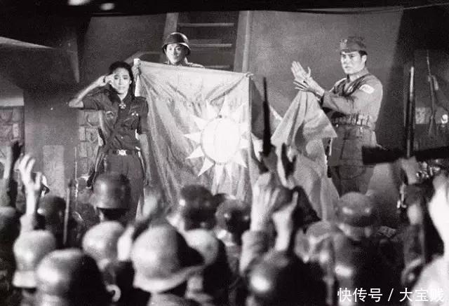 1976 《八百壮士》剧照-22岁