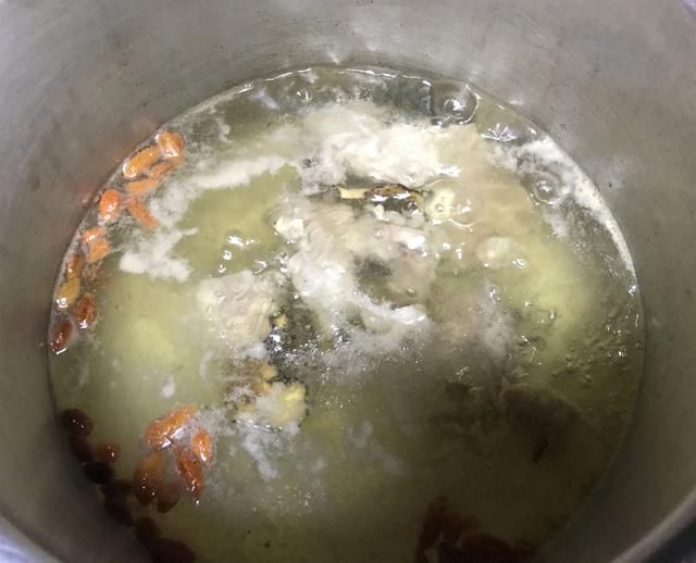 海鲜菜谱东山岛海边人教你5分钟学煮私房骨猪肉川味菜谱图片