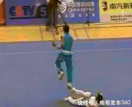 搞笑gif丨这么坏的闺蜜,还是转让给我吧