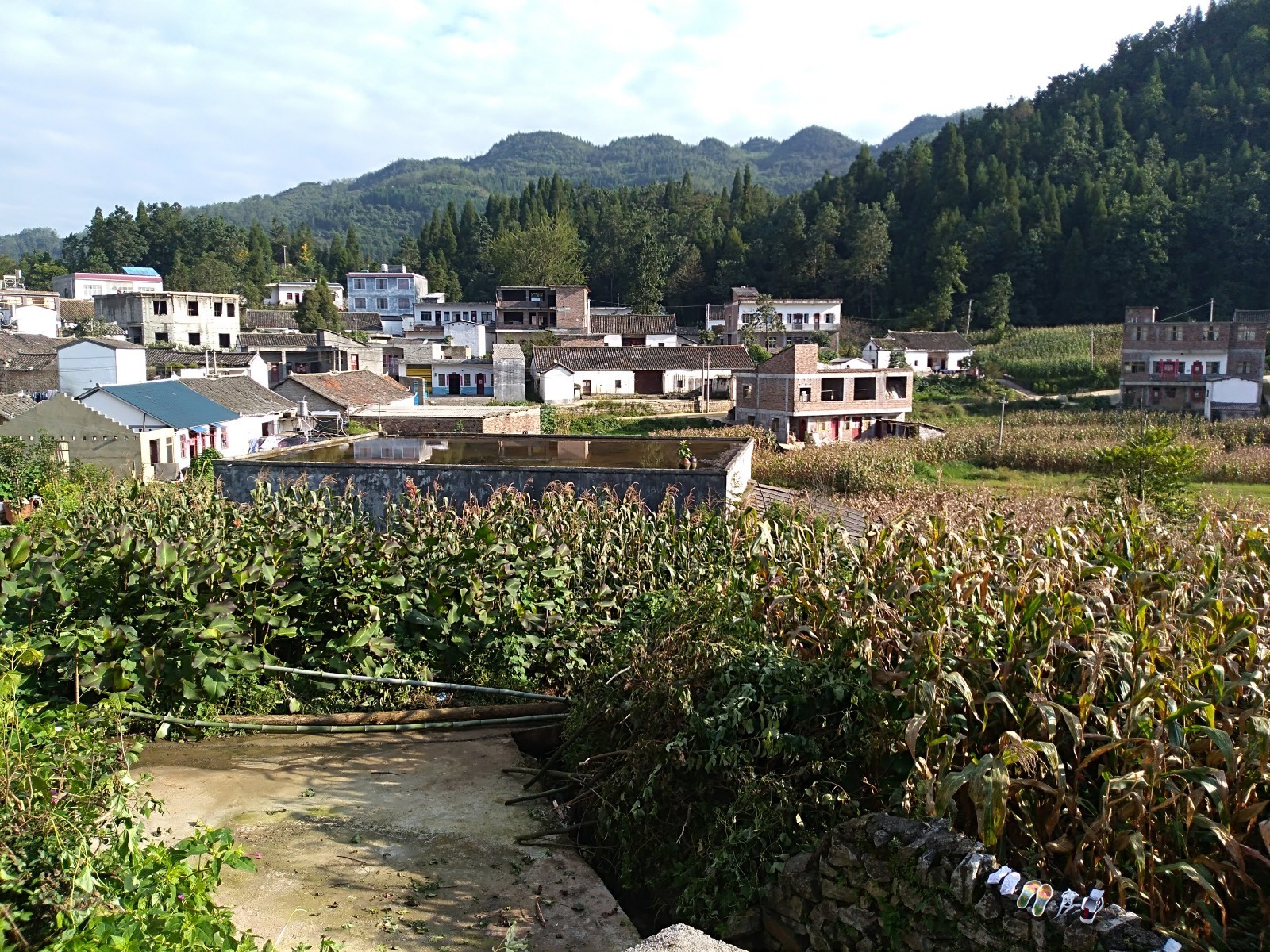 盘州双锁山,藏在黔山的村庄