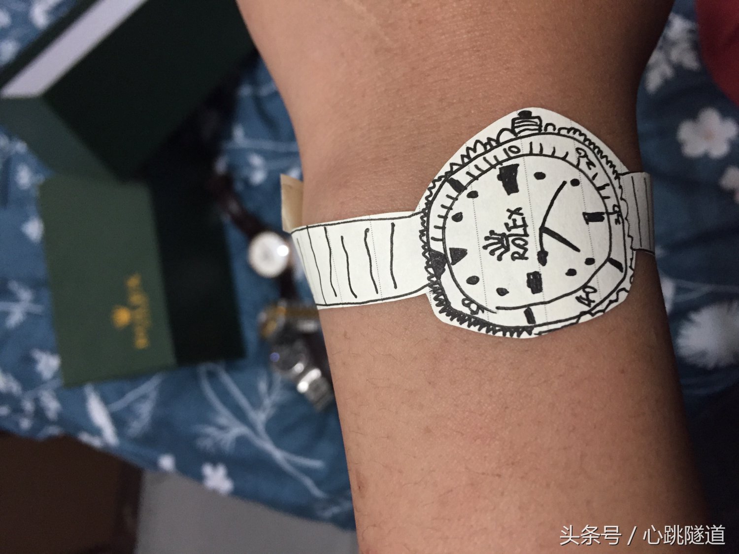网友们的奇葩手表,就服第五位国外小哥,有创意!