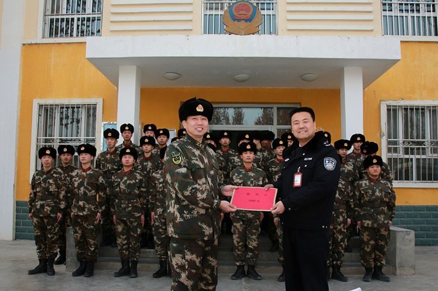 新疆监狱系统开展新春慰问活动