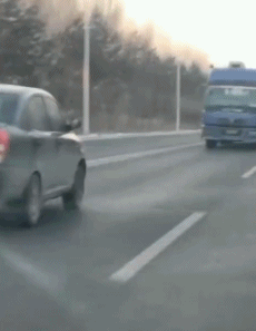 搞笑gif:最新的好身材验证标准,妹子你行吗?