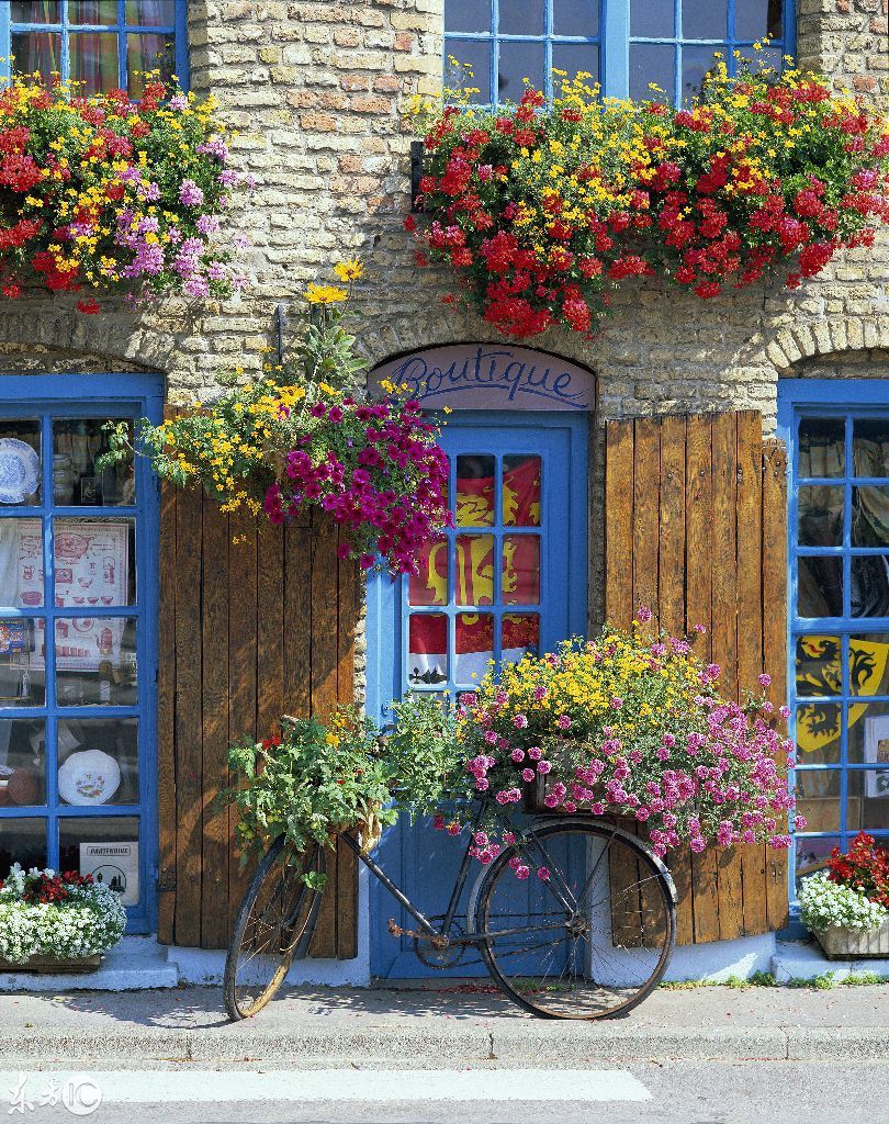 别样的欧洲风情,优雅迷人的法国小镇,神秘的古堡,浪漫