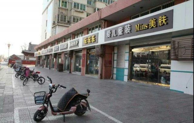 今年改造 159 条街道门店牌匾
