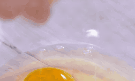 奶奶用韭菜凉拌鸡蛋,头一次见,原来还能这样吃,刚做好