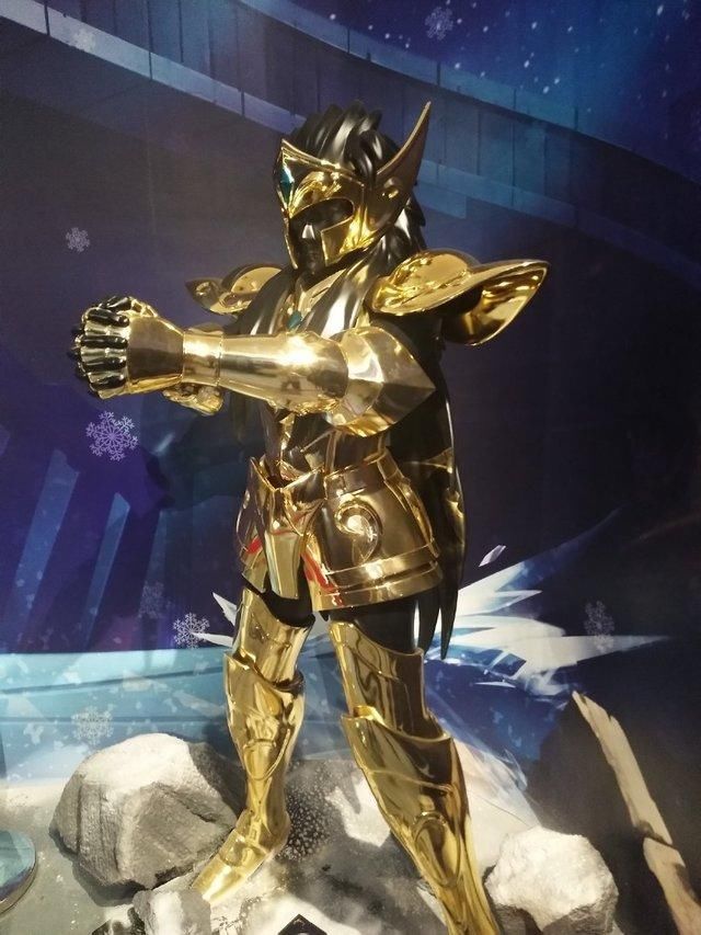 12宫星座黄金圣斗士1:1比例黄金圣衣艺术品鉴赏