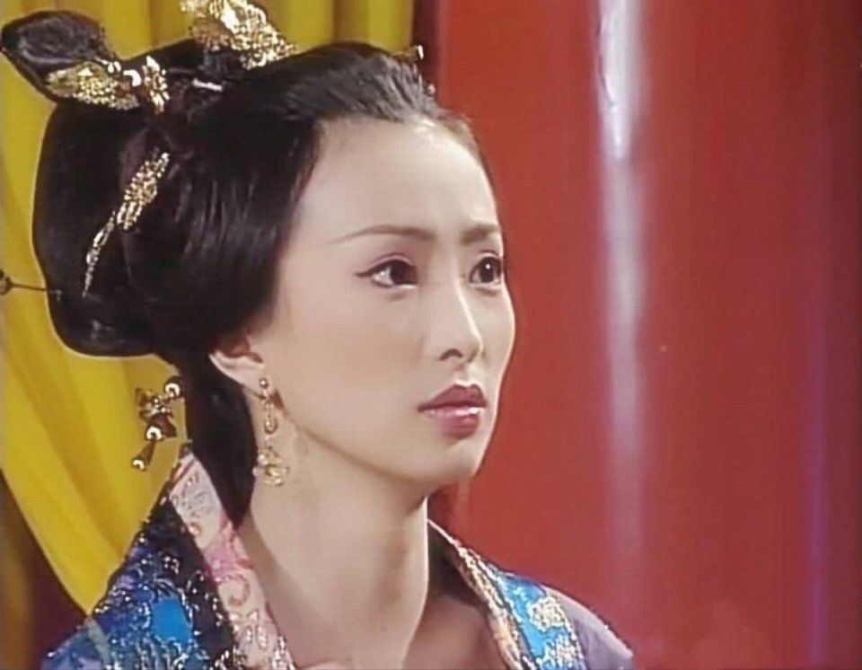 童年神剧《无敌县令》,如今来看简直就是美女如云