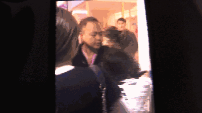 网络女主播讨薪亲颖淮蚬钦 集体睡公司门口