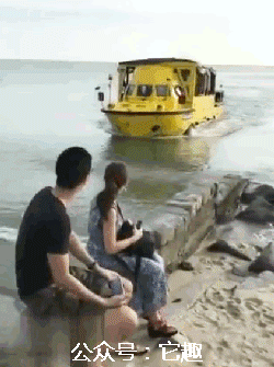 搞笑gif图:人生,免不了各种意外,而有些是来提供笑点的!