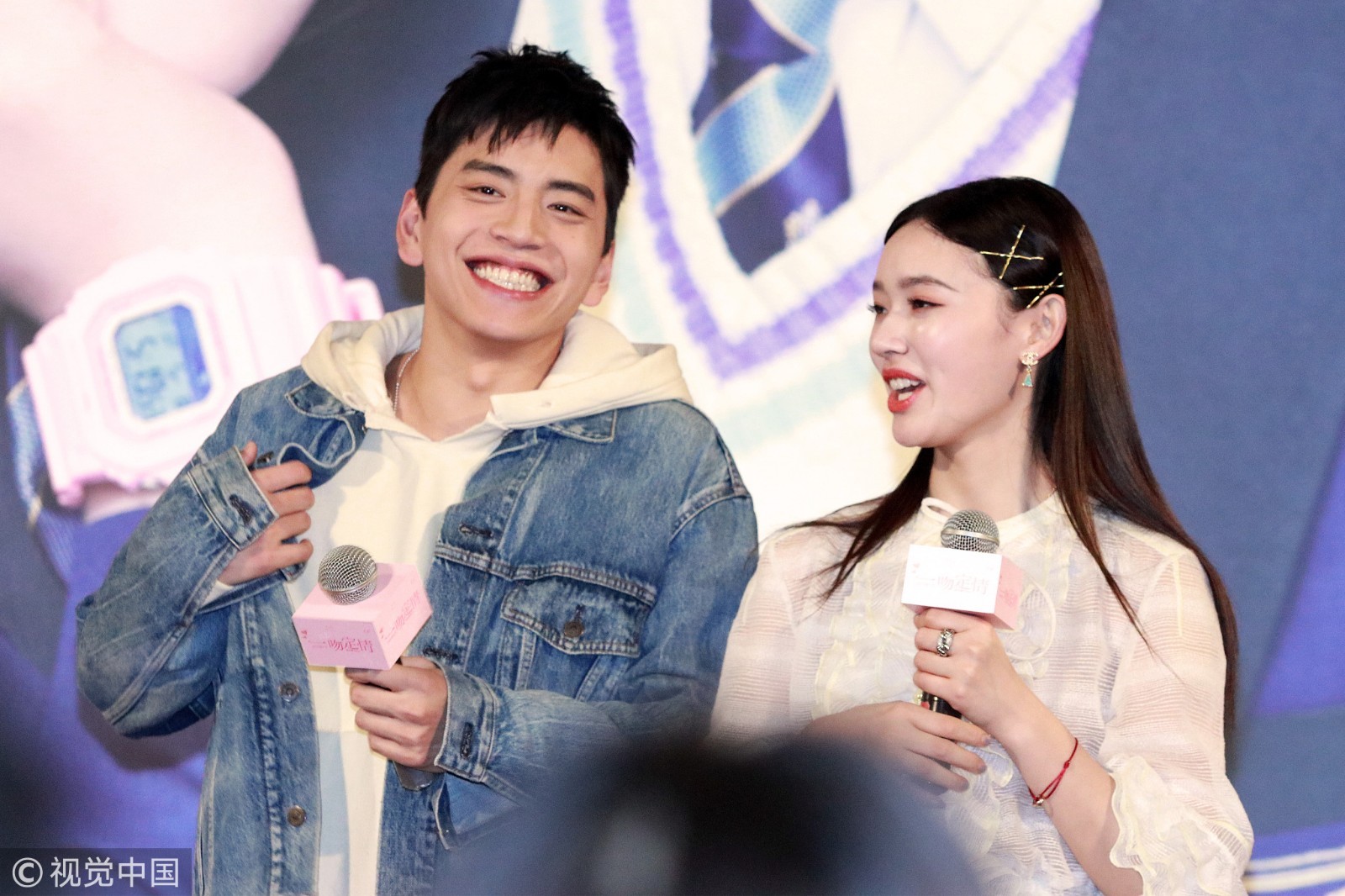 高能!林允表情包连击成快乐源泉 与王大陆组"大嘴cp"