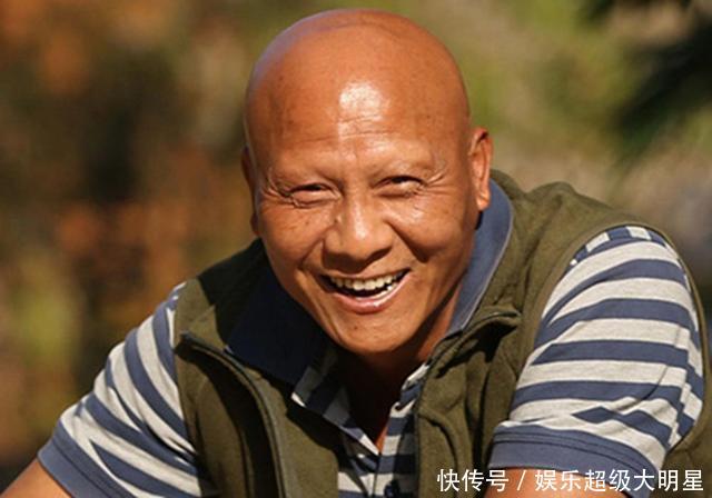 他演了一辈子坏蛋,却是个好男人,娇妻貌美如花,57岁却