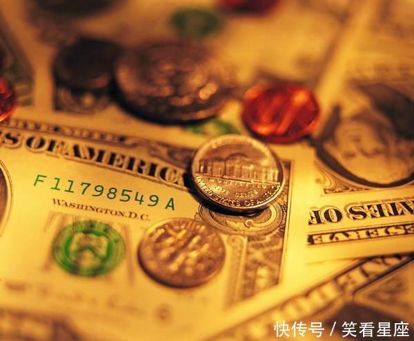 生肖属猪的朋友,命中水旺,与流年金水相生有势,6月底财神爷上门,好运
