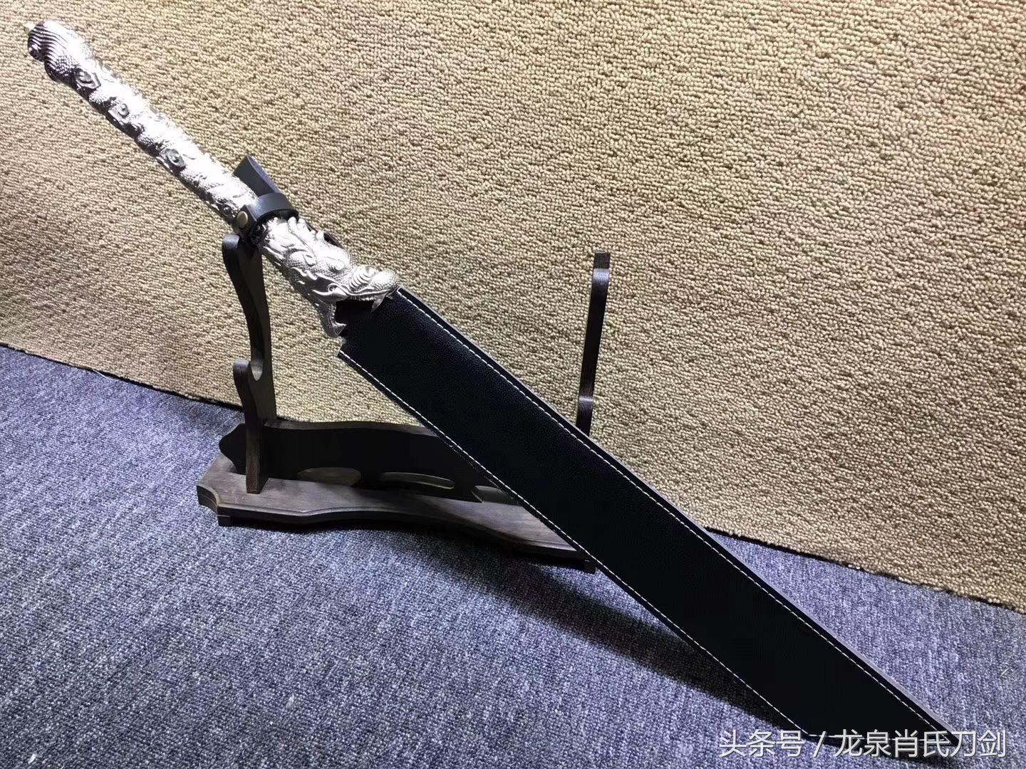 传统龙头锦衣卫,这样炫酷的兵器你喜欢吗