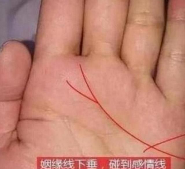 "手相出现金三角,富到九十九",注定一辈子衣食无忧,钱财不缺