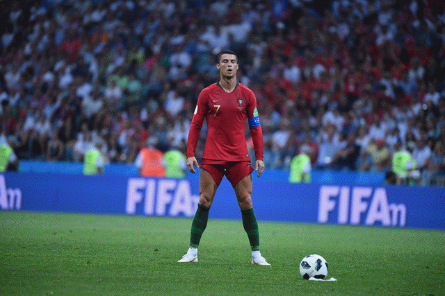 海量高清gif图|c罗的帽子戏法