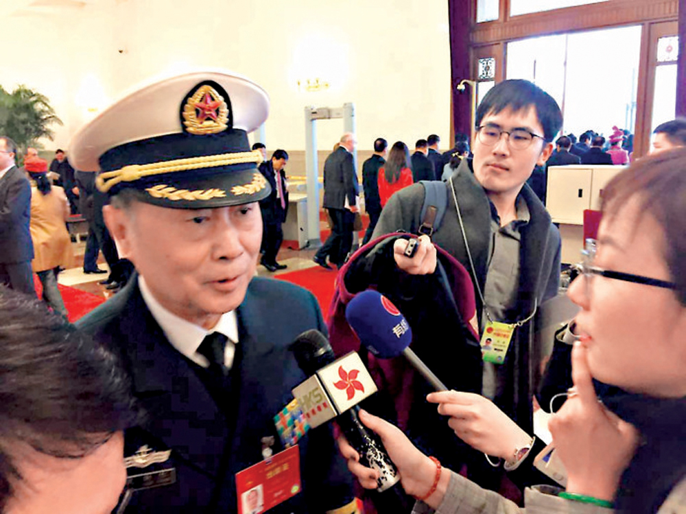 中国海军上将证:海军人员编制舰艇规模将扩大