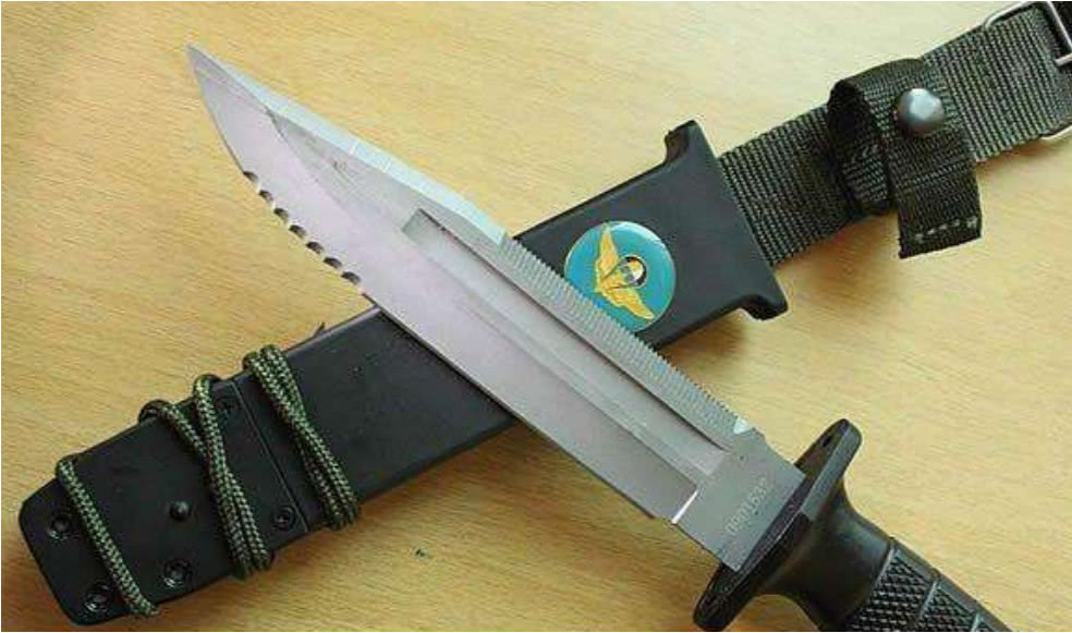 中国最优秀的军用匕首,最后一把杀伤力奇大,刀尖带有剧毒