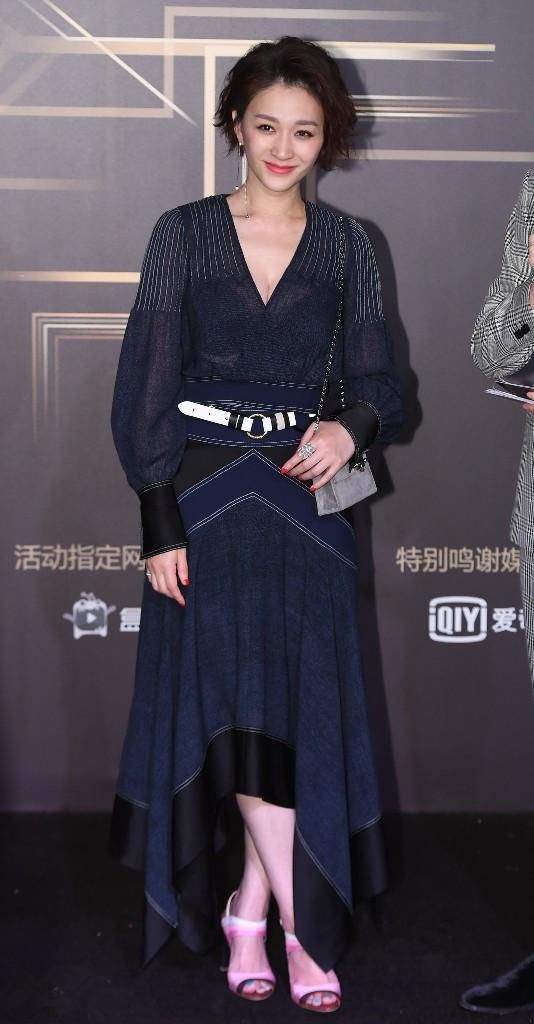 还真别说,李小冉的身材可不是一般的妹!