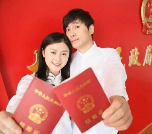 祝马冬梅新婚快乐,希望夏洛和大春也永远幸福快乐.