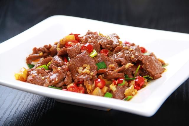 亲属想开个小饭店以小炒为主的 起个什么名字