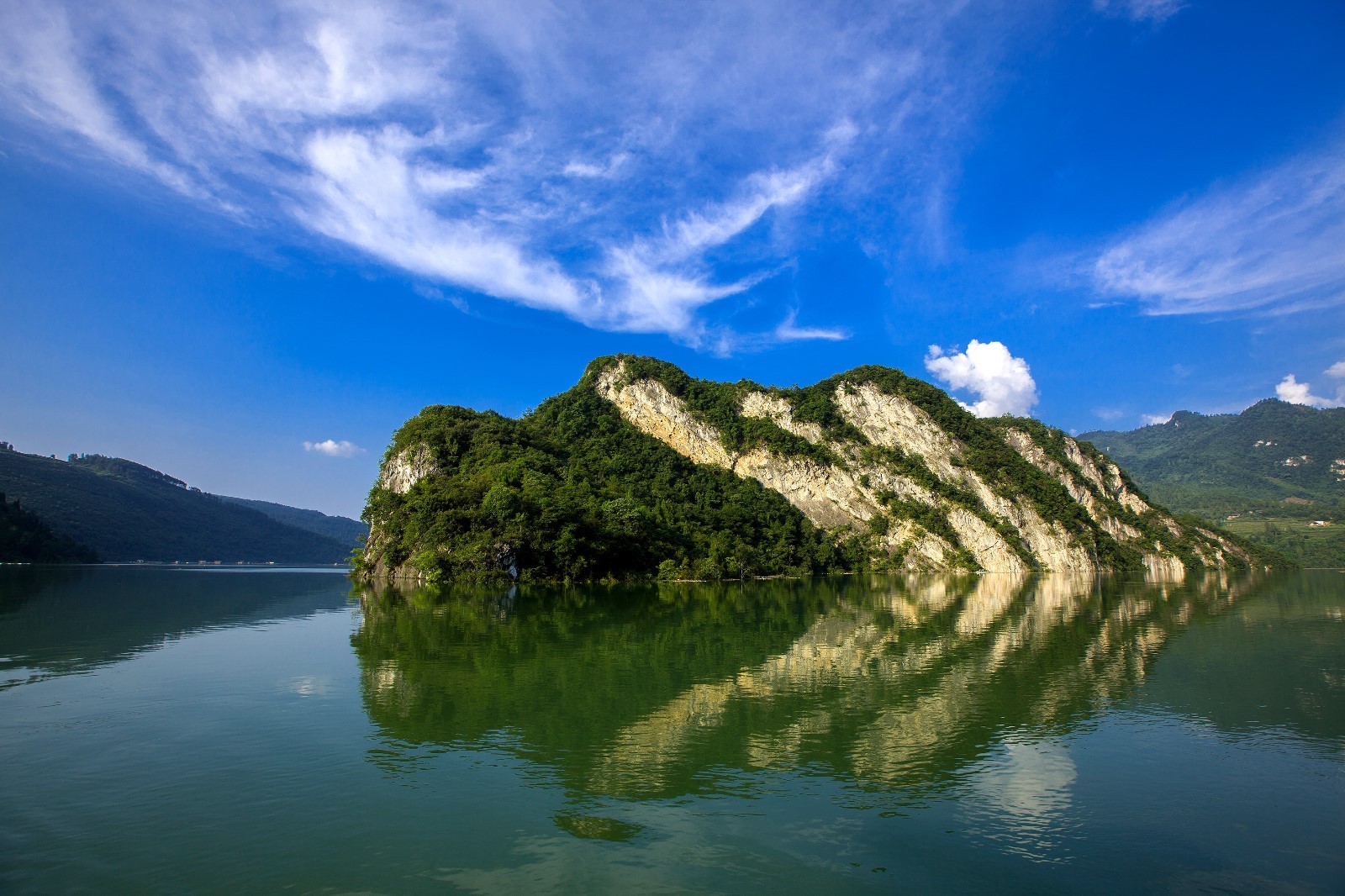 绥阳县有多少人口_绥阳县地图(3)