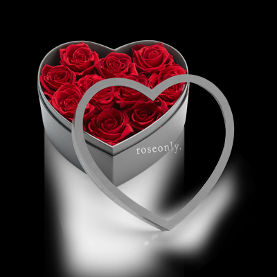 roseonly水晶球七夕亮相京城潮人聚集地