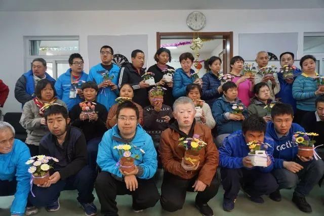 和谐八角图纸举办残疾人花卉手工制作活动上残联怎么标窗图片