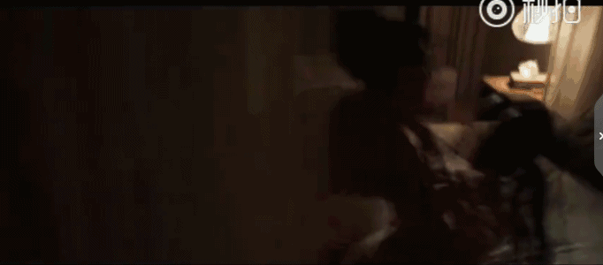 在19岁的夏天,黄子韬对她一见钟情