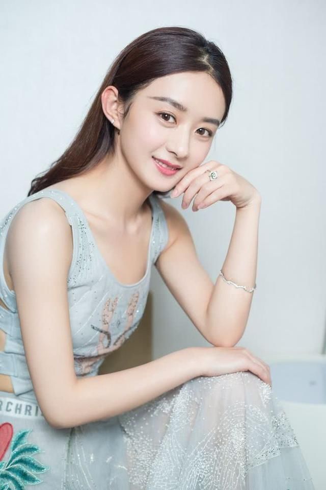星座明星大探班之赵丽颖:爱与美皆具备的天秤座,宅男