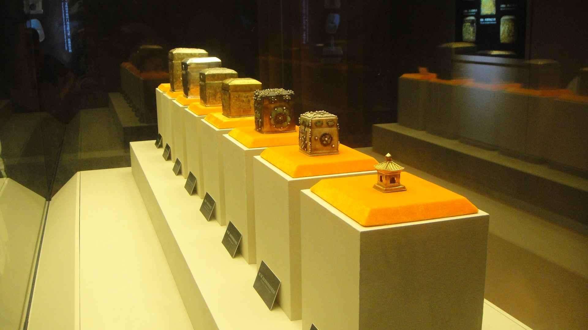 实拍法门寺地宫发掘现场和出土文物,珍贵的七重宝函