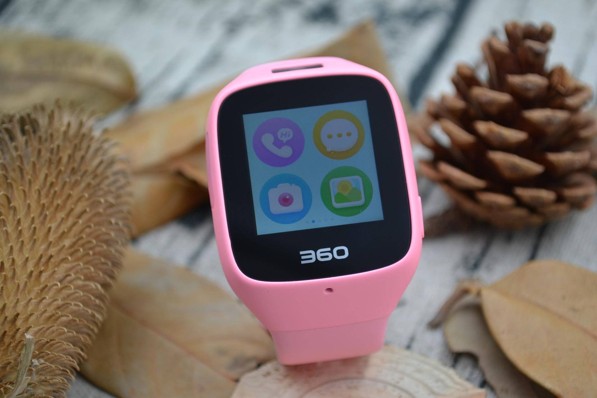 儿童电话手表上好卡后怎么使用