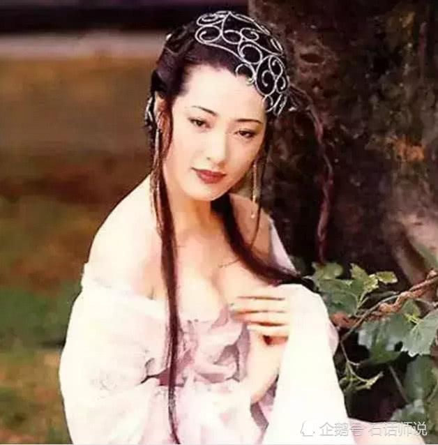 最美潘金莲,因身材火辣被名流多次抓破胸,如今和老公开面馆为生