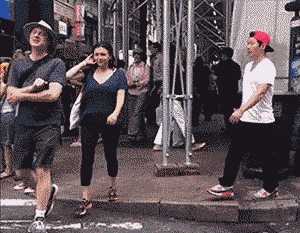 搞笑gif:妹子要不是我亲眼看见,还真不信