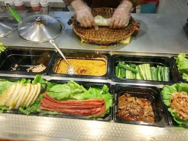 洛阳超好吃的卷饼都在这了!最久的已经干了二十多年