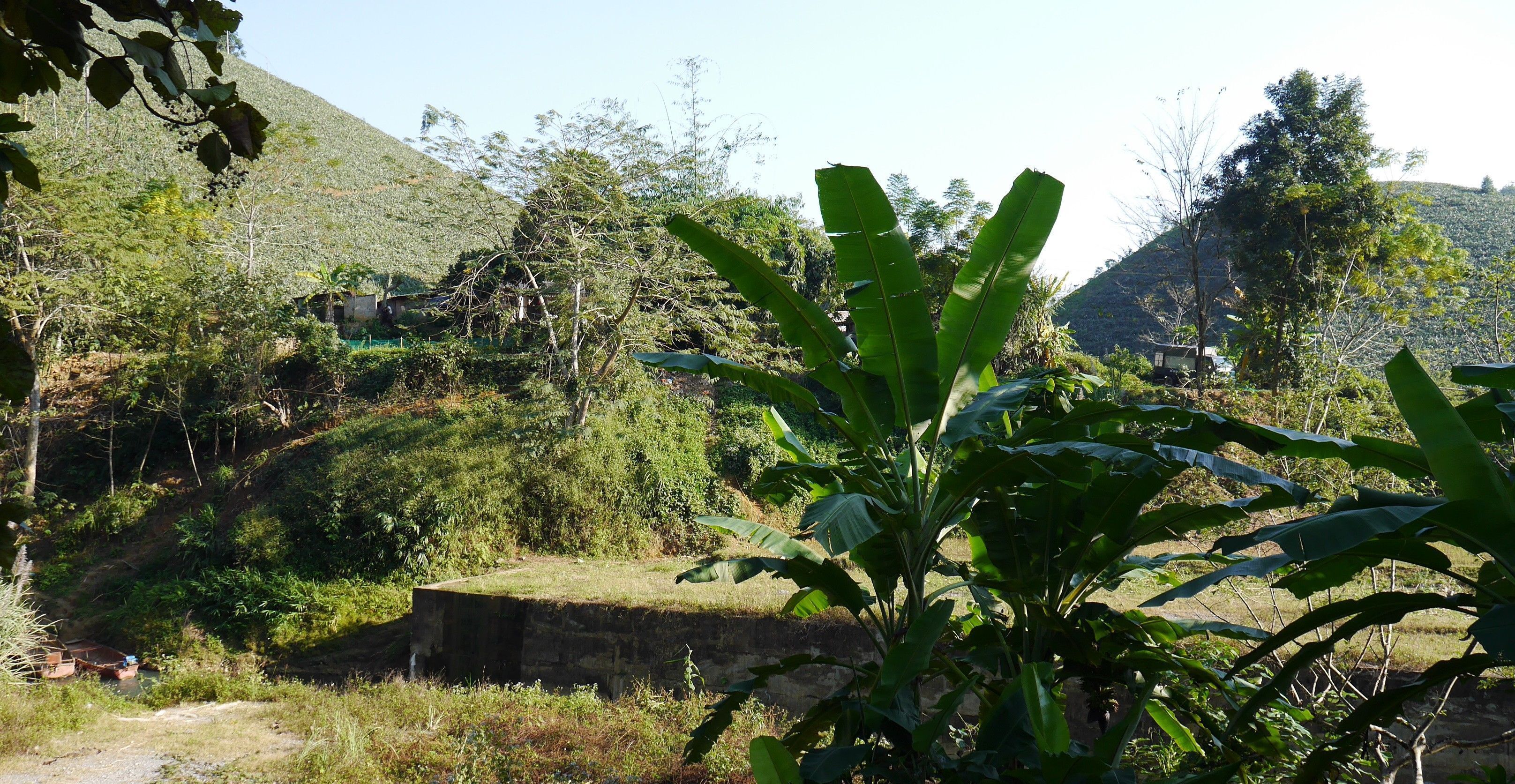 中越边境:一河之隔的越南农村风景