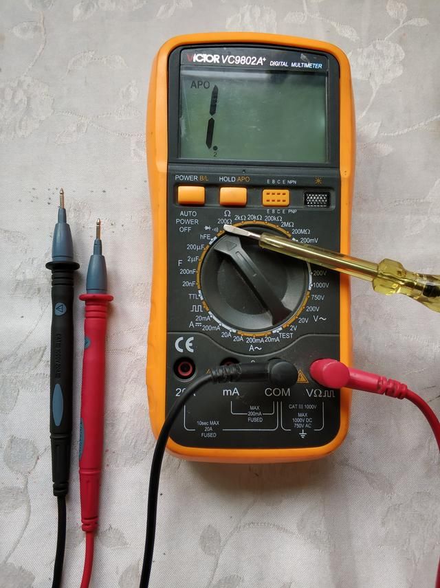 用试纸测排卵怎么测_用摇表怎样测绝缘电阻_万用表怎么测继电器