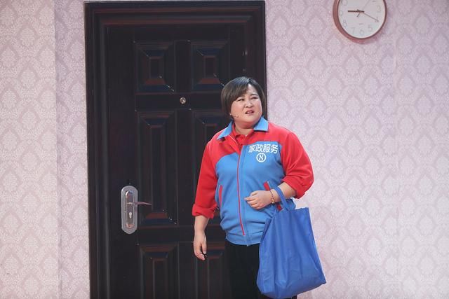 贾玲的《真假老师》这个小品:火得没有道理,假得却有原因
