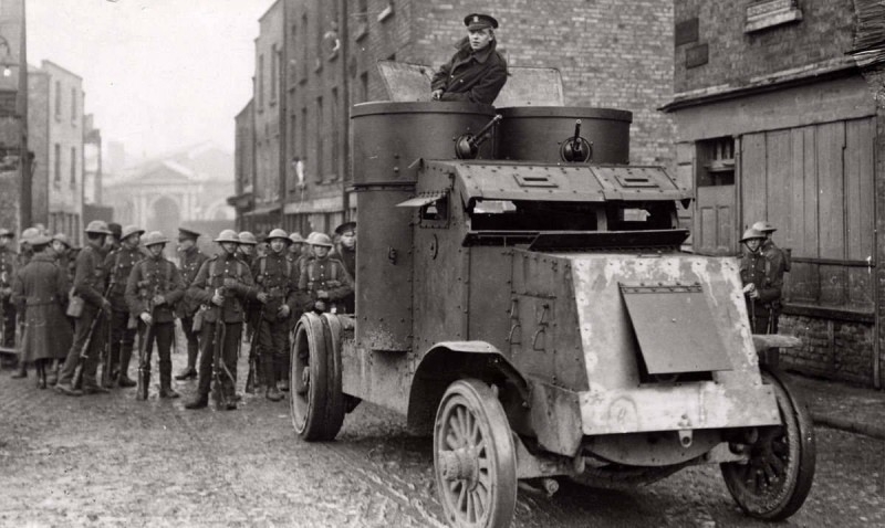 一战时期英国的战斗装甲车:轮子上的锅炉